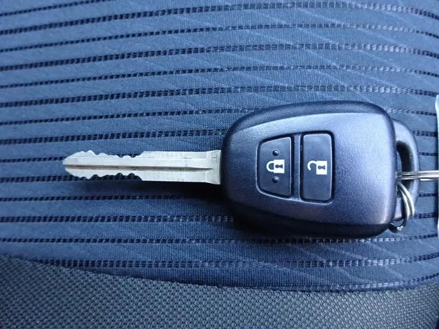 トヨタ　プロボックスバン　ハイブリッド