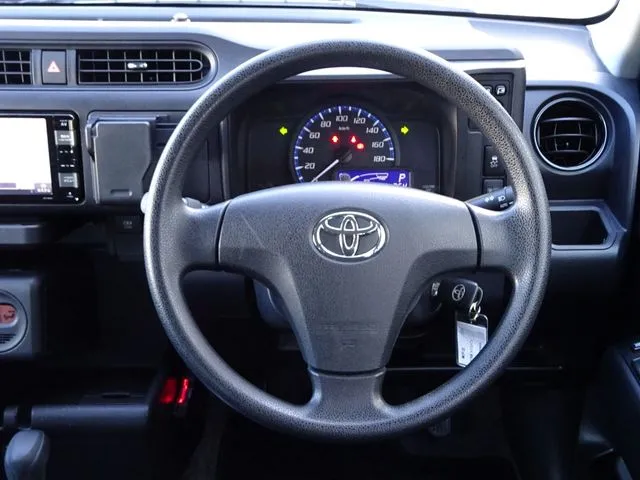 トヨタ　プロボックスバン　ハイブリッド