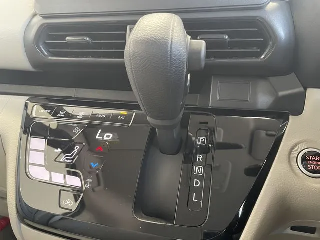 ルークス（ニッサン）の車両写真