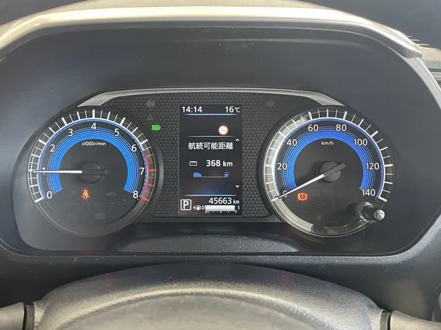 ルークス（ニッサン）の車両写真