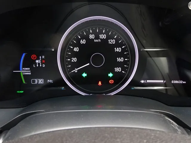 シャトル ハイブリッド(ホンダ)の車両写真