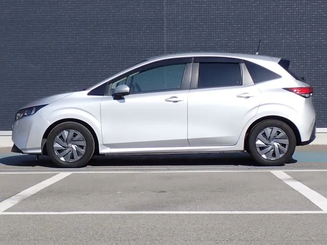 ニッサン　ノート