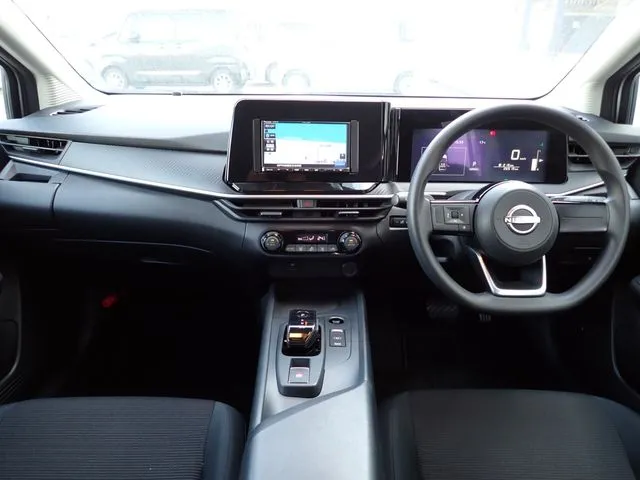 ニッサン　ノート