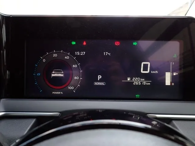 ニッサン　ノート