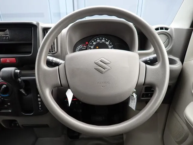 エブリイバン(スズキ)の車両写真