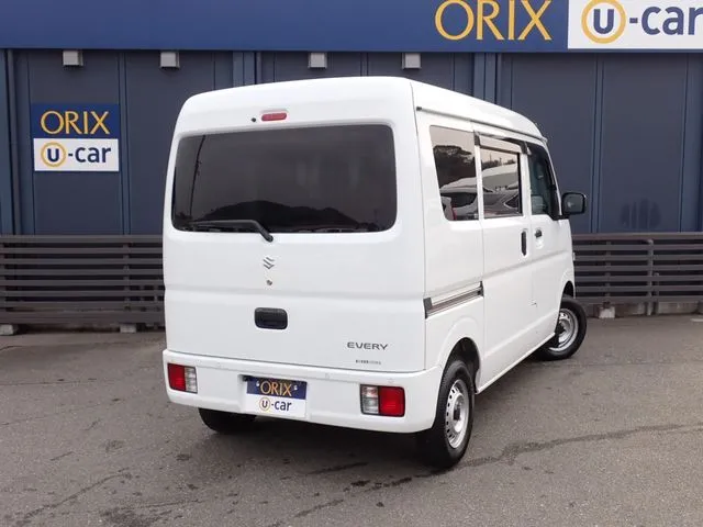 エブリイバン(スズキ)の車両写真