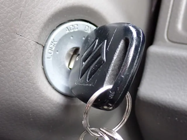 エブリイバン(スズキ)の車両写真