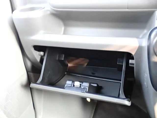 エブリイバン（スズキ）の車両写真