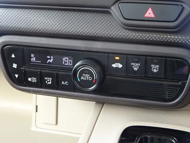 Ｎ　ＢＯＸ（ホンダ）の車両写真