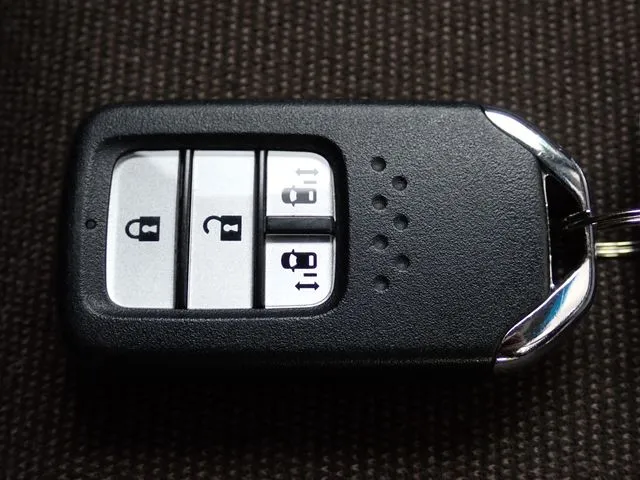 ステップワゴン（ホンダ）の車両写真