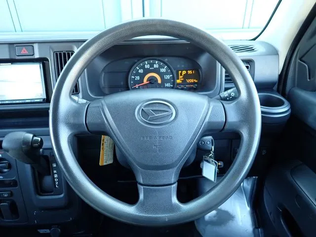 ハイゼットカーゴ（ダイハツ）の車両写真