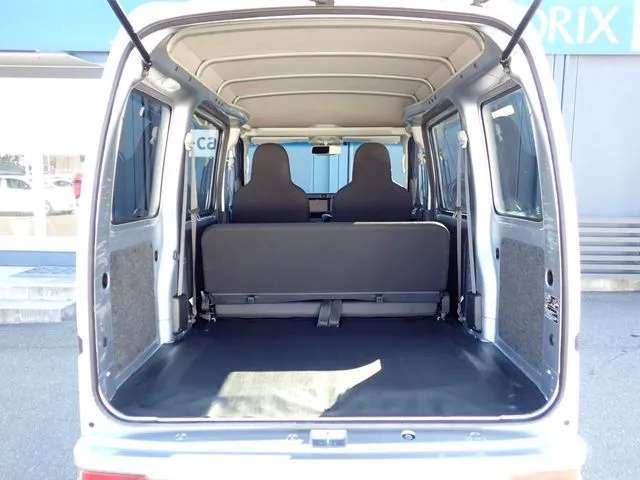 ハイゼットカーゴ（ダイハツ）の車両写真