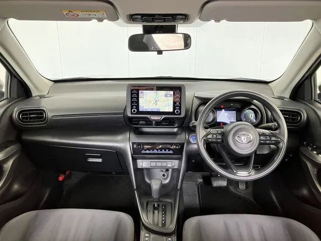 ヤリスクロス　ハイブリッド（トヨタ）の車両写真