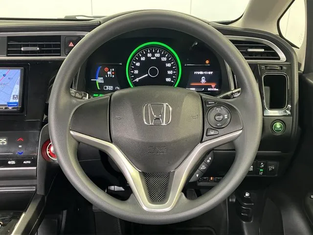 ホンダ　シャトル　ハイブリッド