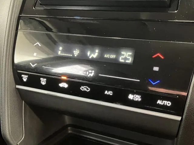 ホンダ　シャトル　ハイブリッド