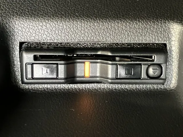 ホンダ　シャトル　ハイブリッド