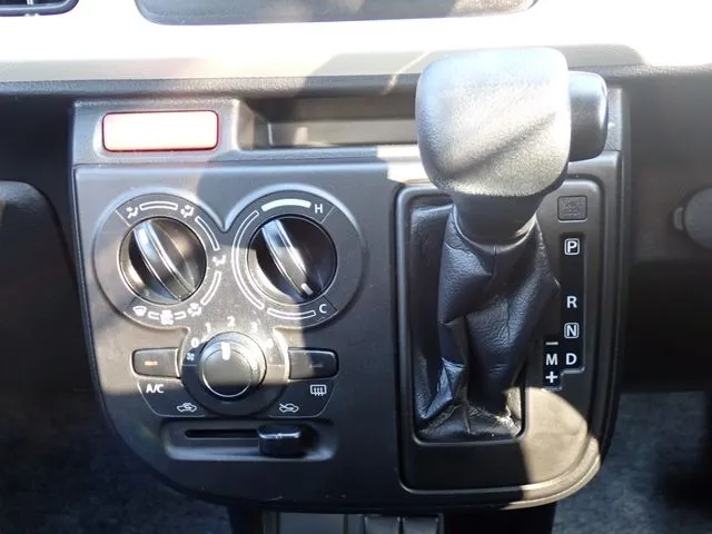 アルト（スズキ）の車両写真