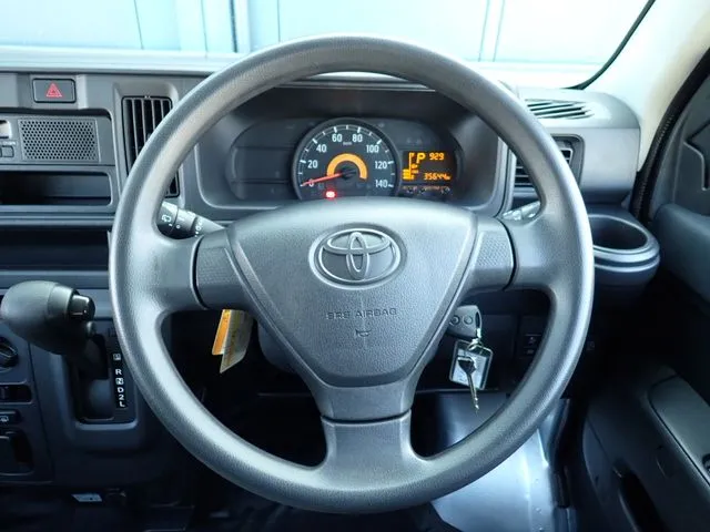 ピクシス バン(トヨタ)の車両写真