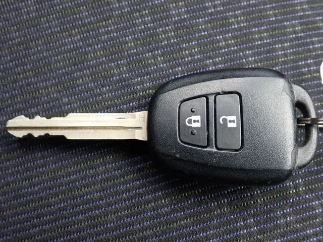 トヨタ　プロボックスバン　２ＷＤ