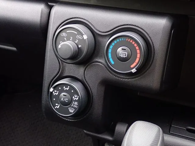 トヨタ　プロボックスバン　２ＷＤ