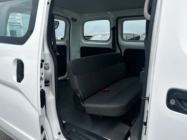 ＮＶ２００バネットバン（ニッサン）の車両写真