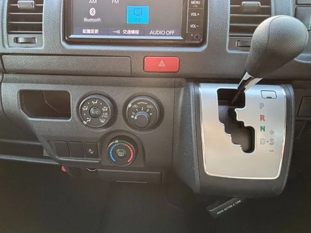 レジアスエースバン　１．２５ｔ　２ＷＤ（トヨタ）の車両写真