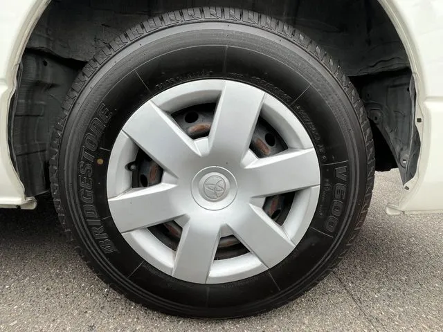 ハイエースバン　１．２５ｔ　２ＷＤ（トヨタ）の車両写真
