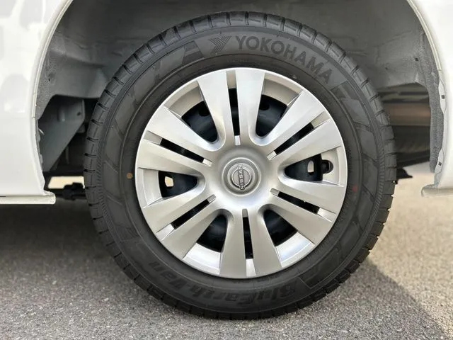 ＮＶ３５０キャラバン（ニッサン）の車両写真