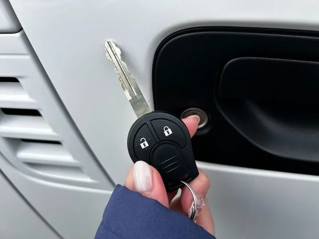 ＮＶ３５０キャラバン（ニッサン）の車両写真