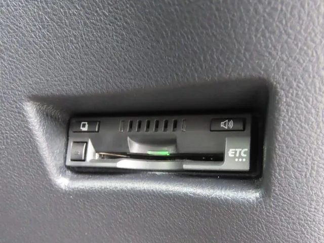 シエンタ　ハイブリッド（トヨタ）の車両写真