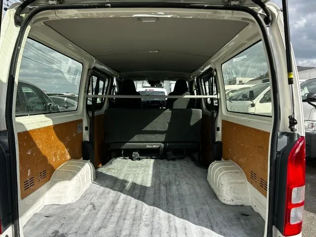 ハイエースバン 1.15t 2WD(トヨタ)の車両写真