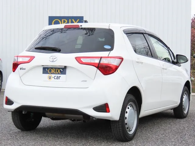 トヨタ　ヴィッツ　４ＷＤ