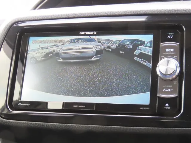 トヨタ　ヴィッツ　４ＷＤ