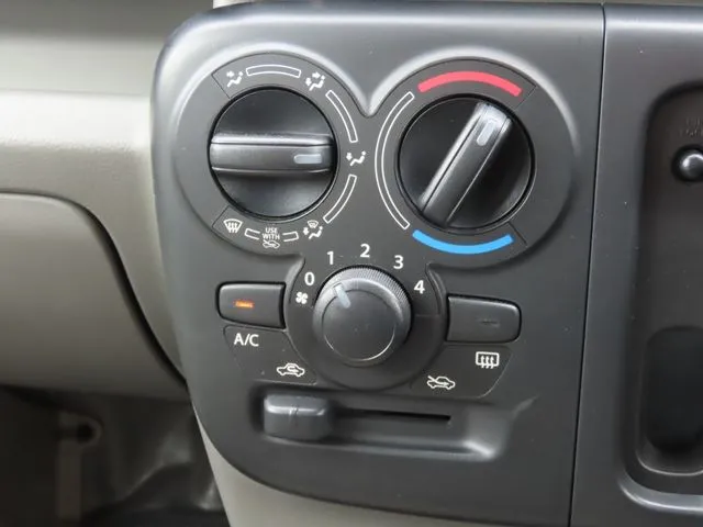 ニッサン NV100クリッパー