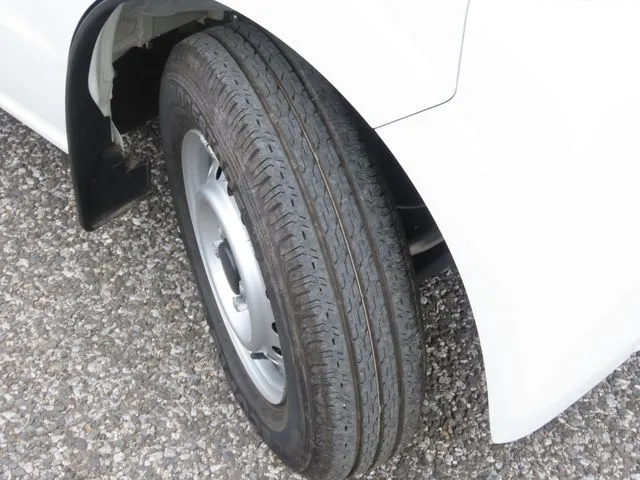 ニッサン NV100クリッパー