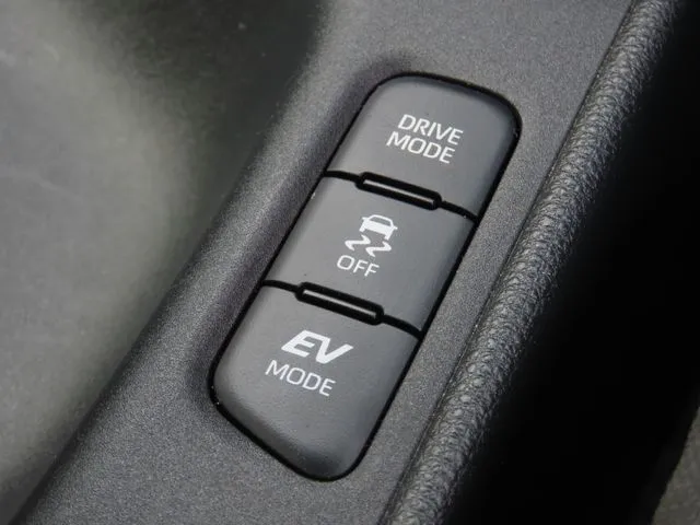 トヨタ　ヤリス　ハイブリッド