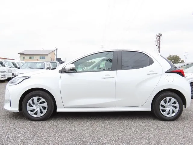 トヨタ　ヤリス　ハイブリッド