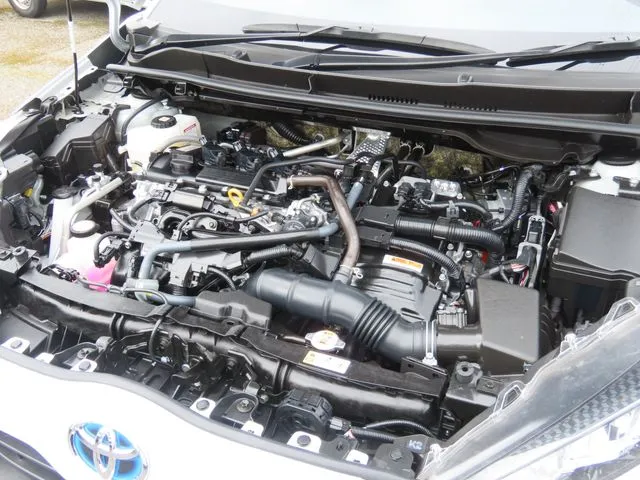 トヨタ　ヤリス　ハイブリッド