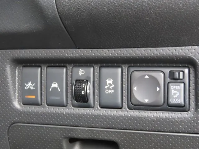 ニッサン　ＮＶ１５０　ＡＤ　２ＷＤ