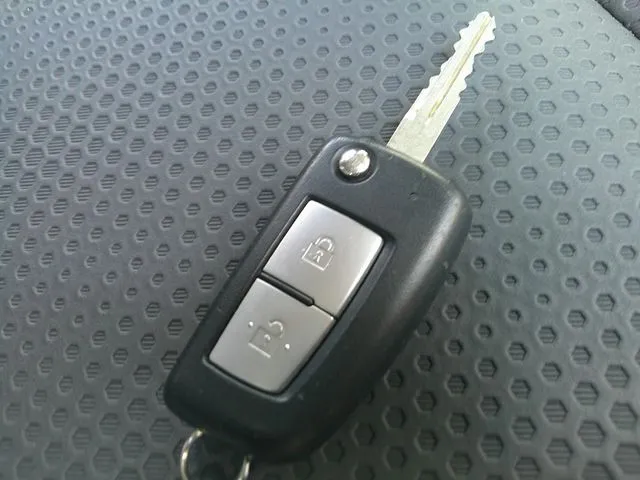 エクストレイル　４ＷＤ（ニッサン）の車両写真