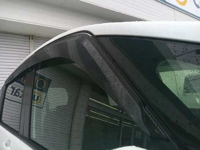 ホンダ　フリードプラス　ハイブリッド　４ＷＤ