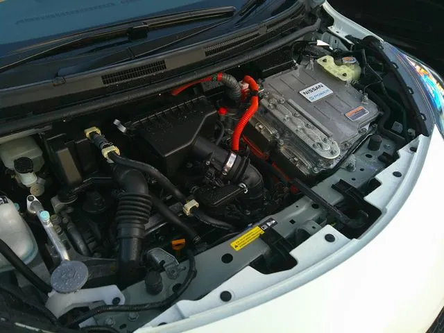 ノート　４ＷＤ（ニッサン）の車両写真