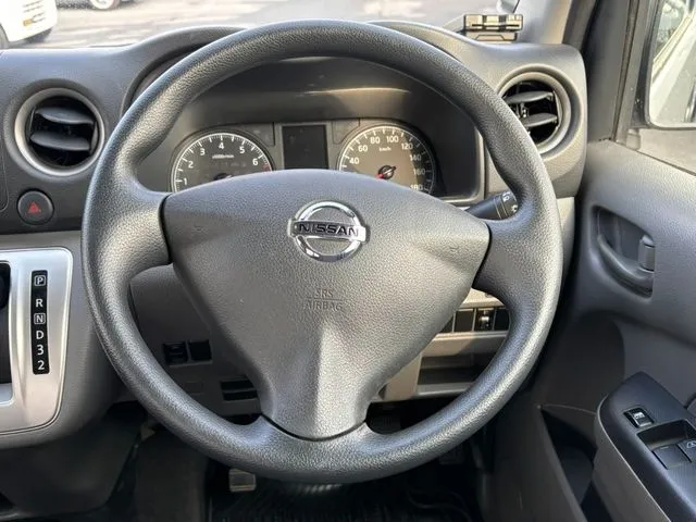 ＮＶ３５０キャラバン　１．２ｔ（ニッサン）の車両写真