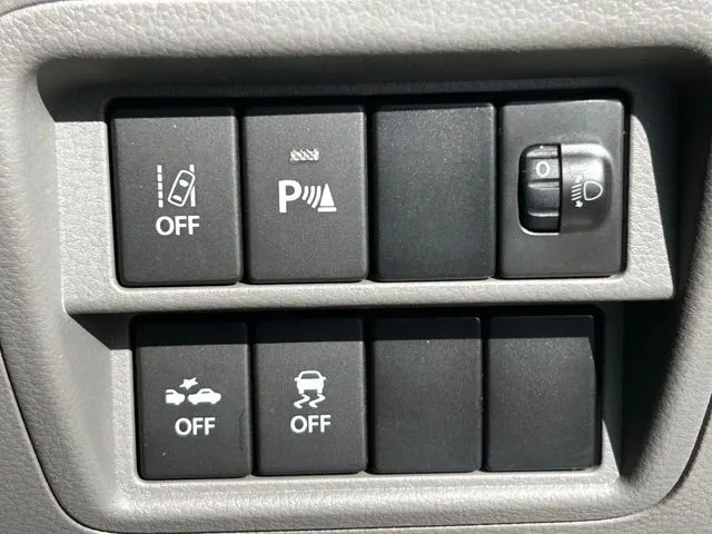 エブリイバン（スズキ）の車両写真