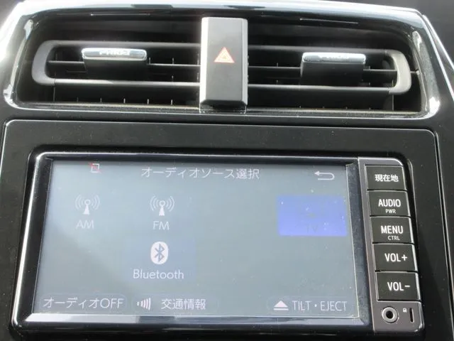 プリウス（トヨタ）の車両写真