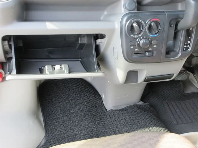 エブリイバン　４ＷＤ（スズキ）の車両写真