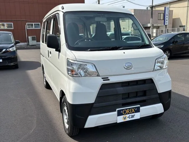 ハイゼットカーゴ（ダイハツ）の車両写真