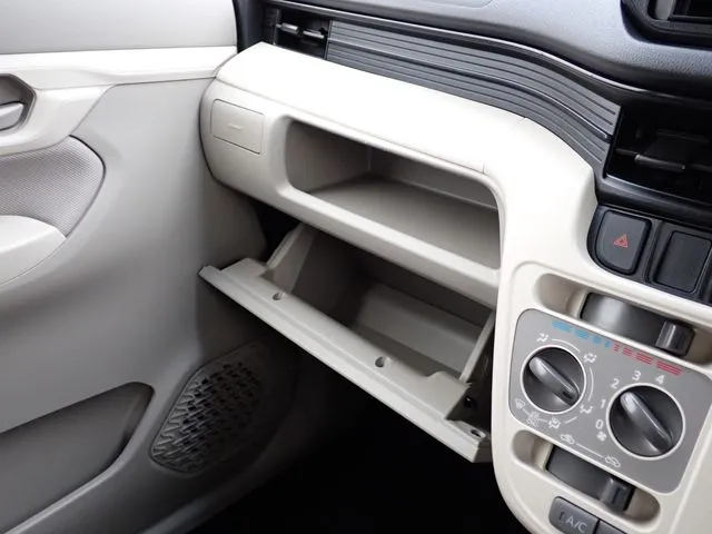 ムーヴ(ダイハツ)の車両写真