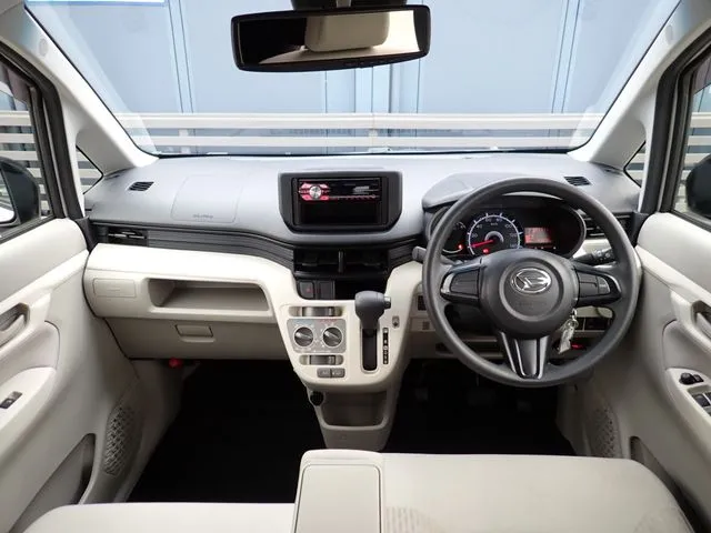 ムーヴ(ダイハツ)の車両写真