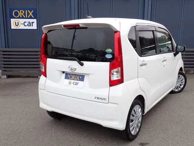 ムーヴ(ダイハツ)の車両写真